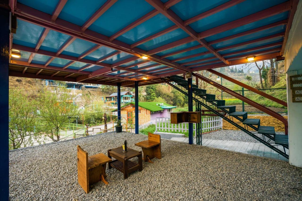 Zostel Plus Mussoorie- Kempty Exterior photo