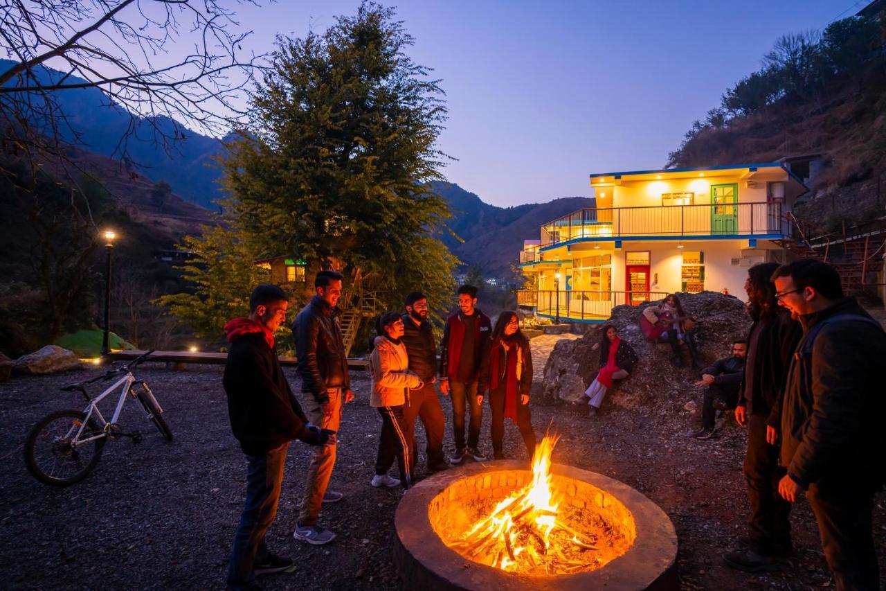 Zostel Plus Mussoorie- Kempty Exterior photo