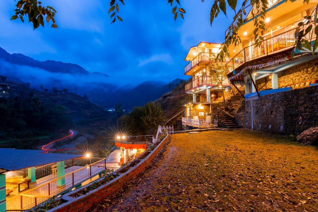 Zostel Plus Mussoorie- Kempty Exterior photo