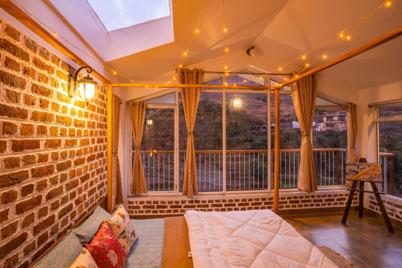 Zostel Plus Mussoorie- Kempty Exterior photo