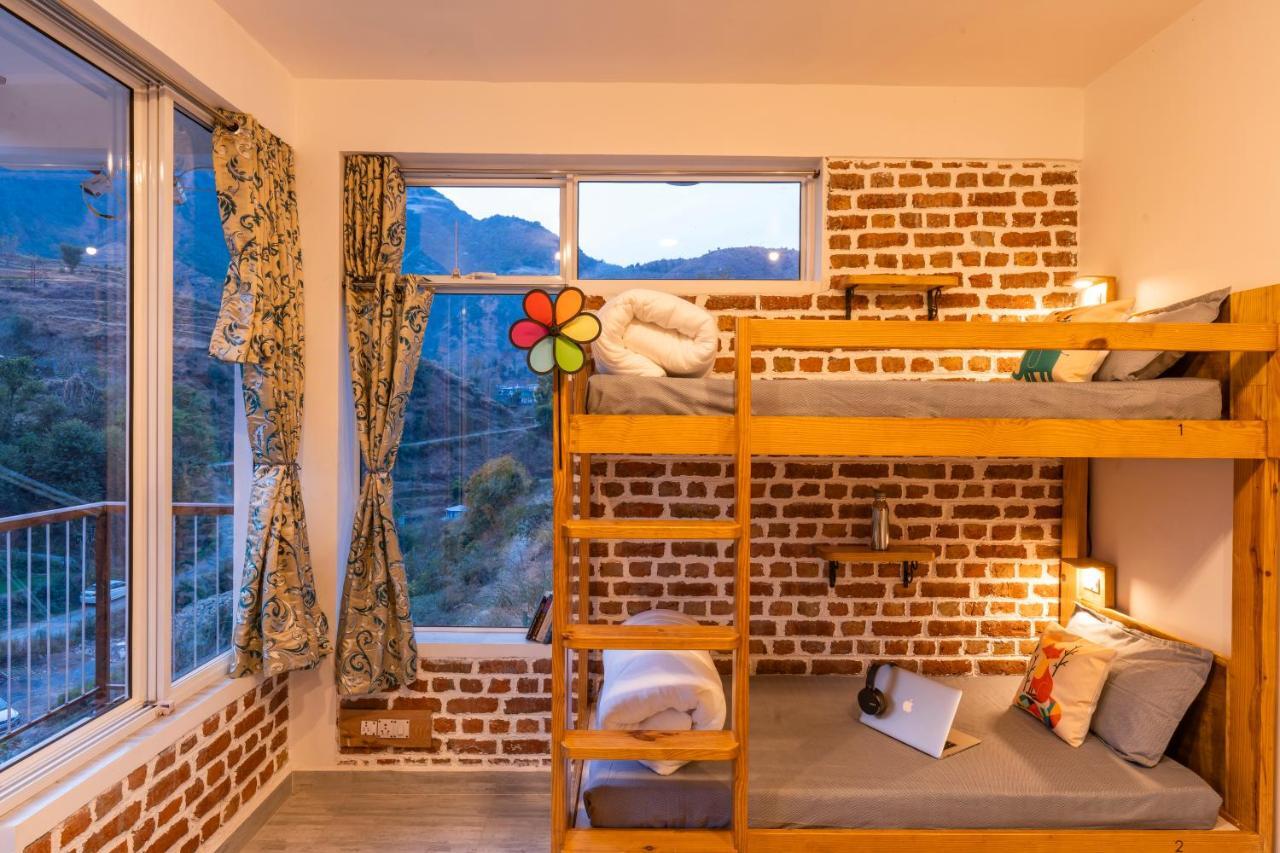 Zostel Plus Mussoorie- Kempty Exterior photo